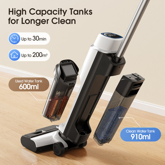 Vacuum cleaner with water tanks on a wooden floor, highlighting capacity and cleaning time.